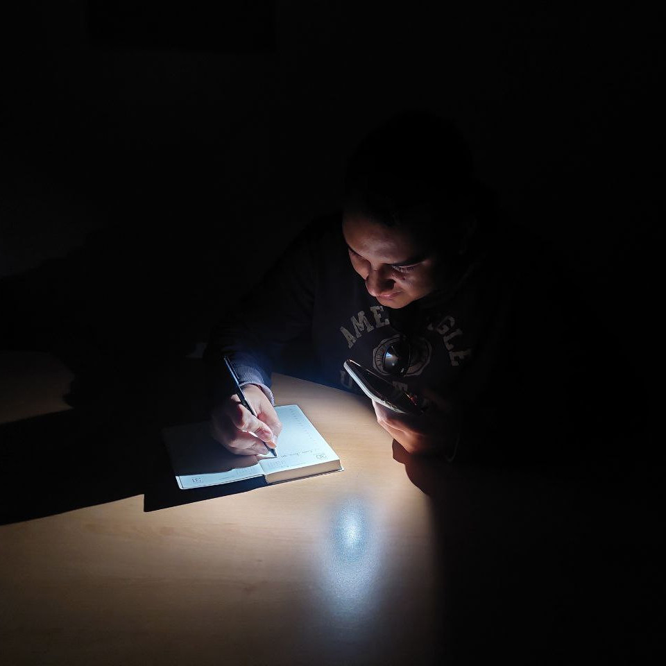 Frontera Digital,  Nacionales,  Bloomberg: La deficiencia del servicio eléctrico en Venezuela podría afectar la recuperación económica