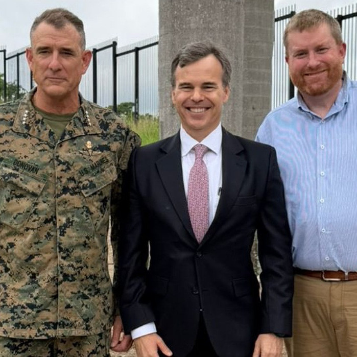 Frontera Digital,  Nacionales,  Jefe del Comando Sur realiza visita oficial a Caracas y supervisa ejercicio militar