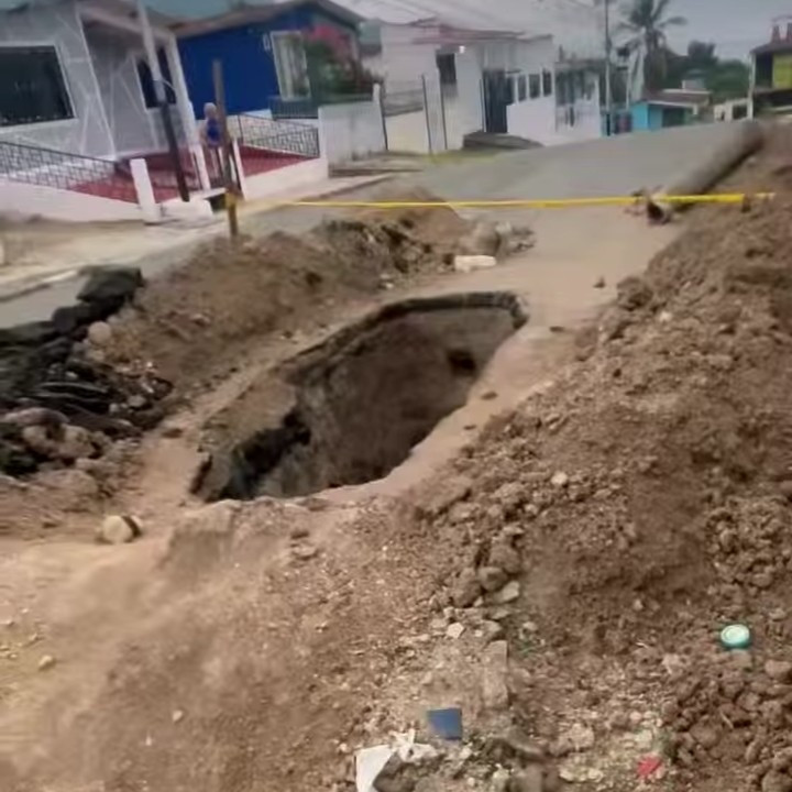 Frontera Digital, Diario Frontera, Vecinos de Las Colinas en Tovar autogestionan reparación de alcantarillado y solicitan apoyo de la alcaldía