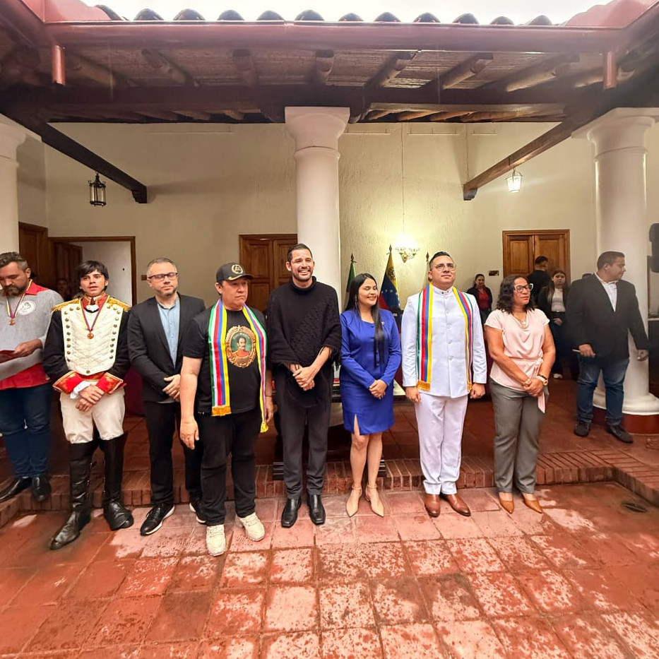 Frontera Digital,  Regionales,  CLEBM y Cámara Municipal del Libertador realizaron Sesión Solemne