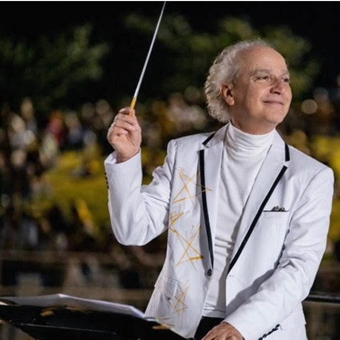 Frontera Digital,  Entretenimiento,  Eduardo Marturet dirige histórico mega concierto en Parga, Grecia