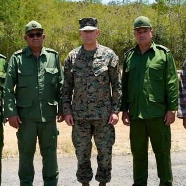 Frontera Digital,  Internacionales,  Jefe del Comando Sur se reúne con alto mando del Ejército cubano en Guantánamo