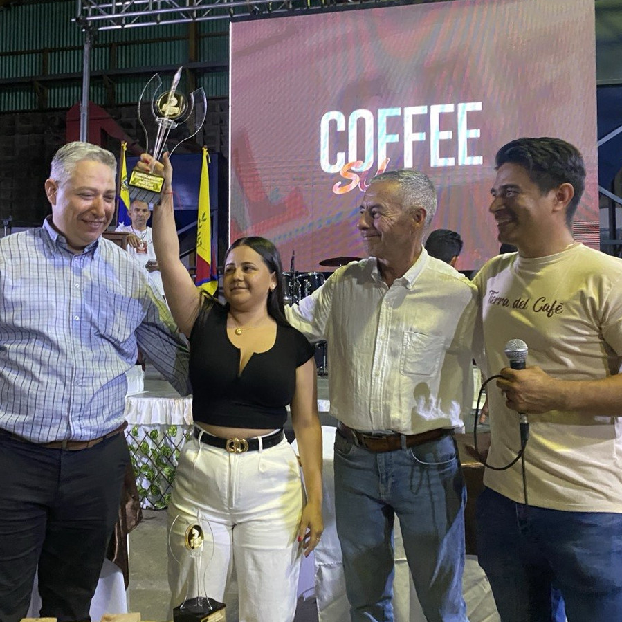 Frontera Digital,  Mocoties,  El café campeón se queda en casa: Con éxito total concluyó 
el III Encuentro de Caficultores en Santa Cruz de Mora
