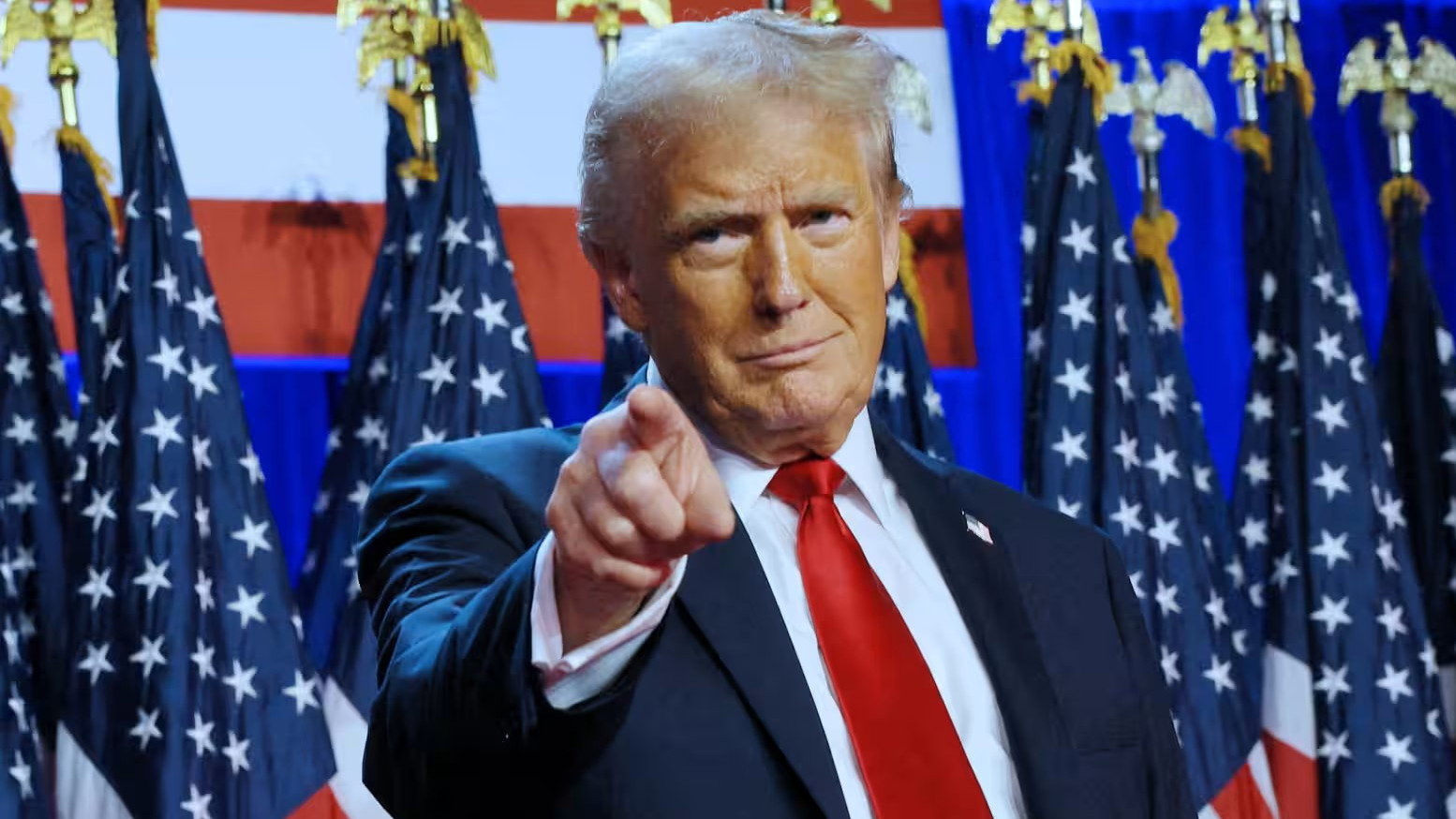 https://www.fronteradigital.com.ve/Trump asegura que acciones en Venezuela "terminaron elevando" su popularidad