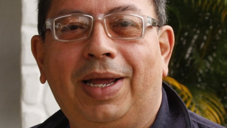 https://www.fronteradigital.com.ve/El enfoque esquizofrénico de la economía por Douglas C. Ramírez Vera