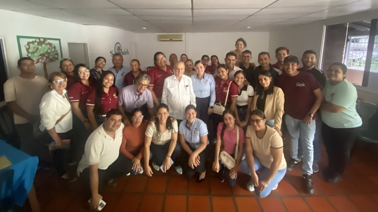 https://www.fronteradigital.com.ve/CIEPROL y alcaldía de Zea dictan conversatorio sobre descentralización y el proyecto "Tierra de Gracia"