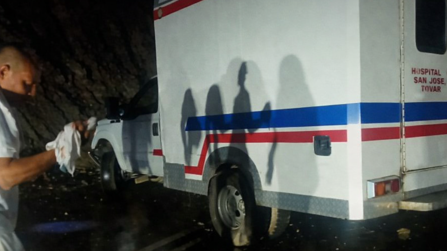 https://www.fronteradigital.com.ve/Cinco heridos dejó colisión de ambulancia contra alud en La Variante