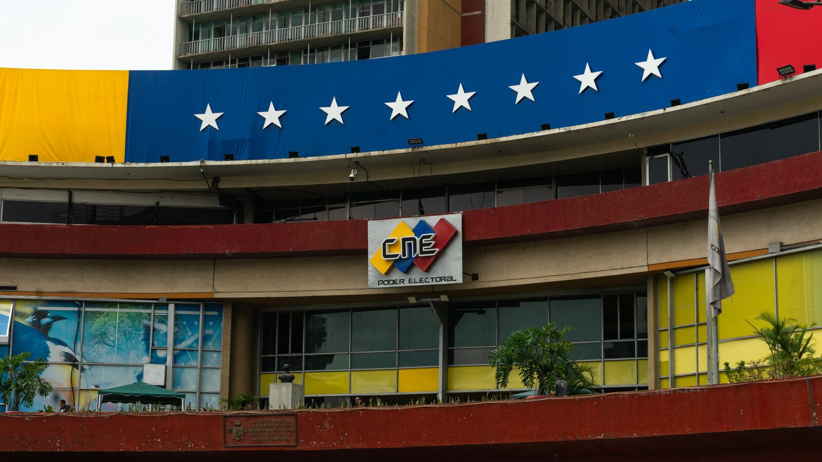 https://www.fronteradigital.com.ve/Sindicatos piden la salida de rectores electorales y un cronograma para comicios en Venezuela