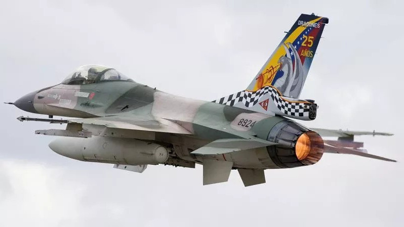 https://www.fronteradigital.com.ve/Ataque aéreo de la Fanb provoca estampida en zona minera de Bolívar