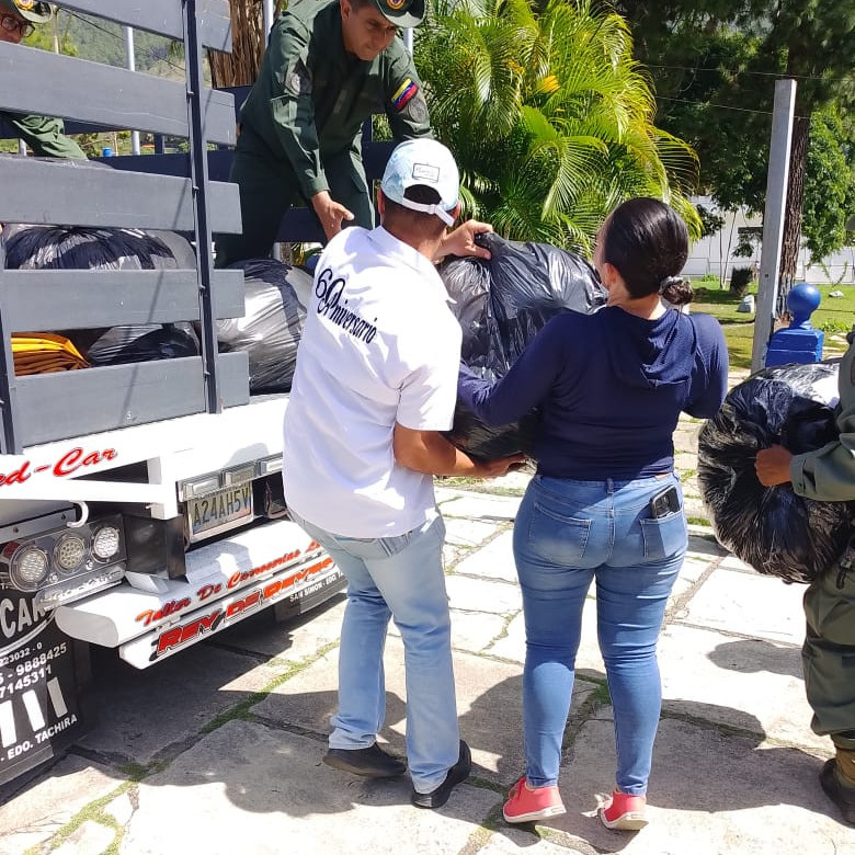Frontera Digital,  Mocoties,  Unión Expresos Tovar traslada primer cargamento 
de ayuda humanitaria a los afectados por terremoto
