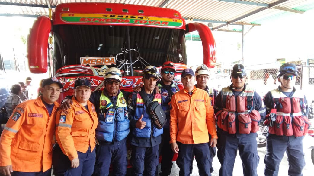 https://www.fronteradigital.com.ve/Parte cuarta avanzada de funcionarios del Eje del Mocotíes hacia La Guaira tras terremoto en Caracas