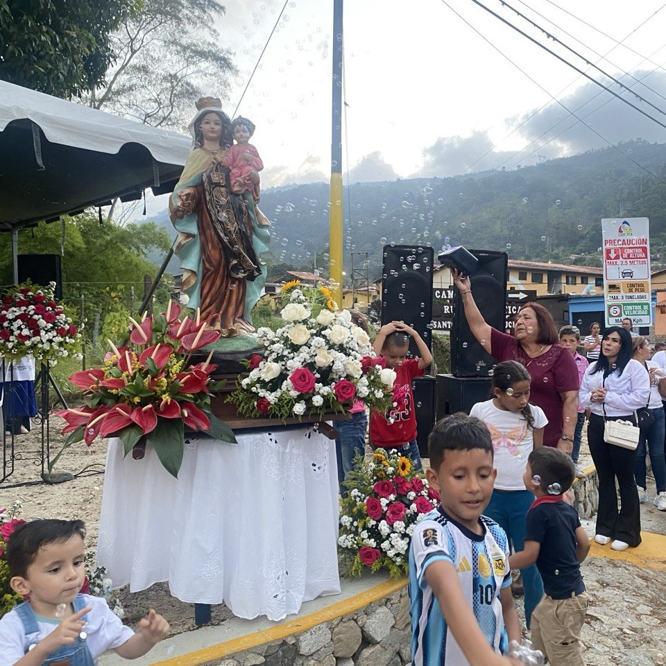 Frontera Digital,  Mocoties,  Zea renovó su fe mariana durante la celebración en honor a la Virgen del Carmen
