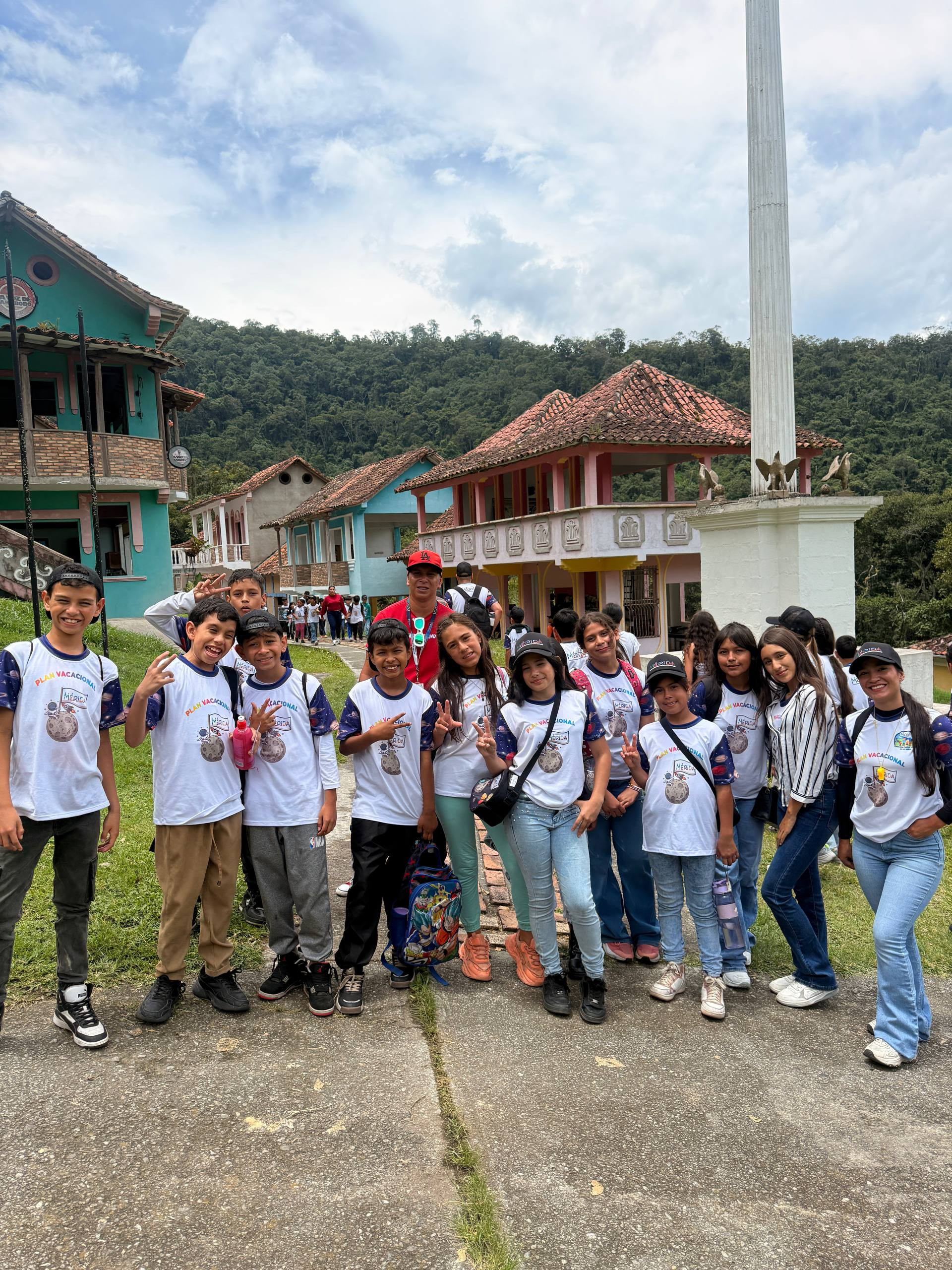 Diario Frontera, Frontera Digital,  Regionales, ,Jesús Suárez, jefe de Talento Humano, expresó su entusiasmo al recibir a los niños en los espacios de la alcaldía, destacando que esta iniciativa del alcalde Nelson Álvarez y la primera dama fomentó nuevos lazos de amistad, amor y solidaridad,Cerró con total éxito el Plan Vacacional 2026 de la Alcaldía de Libertador