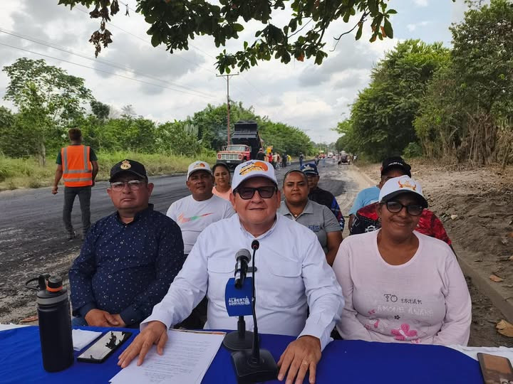 Diario Frontera, Frontera Digital,  El Vigía Panamericana, ,La autoridad civil instó a la ciudadanía a sumarse a las asambleas del Diagnóstico Participativo, consulta que hasta la fecha registra más de 5.000 encuestados y contempla la realización de más de 100 asambleas adicionales,Alcalde Lisandro Segura anuncia plan de asfaltado 
y refuerza atención en vialidad agrícola y servicios públicos