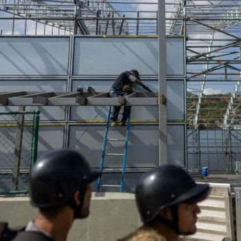 Frontera Digital,  Nacionales,  Avanza la instalación de terminales temporales en el Aeropuerto de Maiquetía tras los terremotos