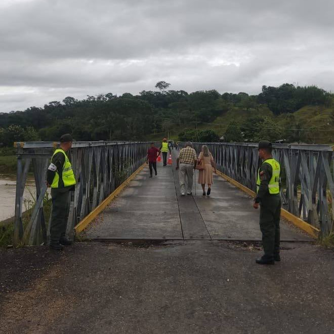 Frontera Digital,  Nacionales,  Colapsa el puente que conecta Táchira y Apure: paso vehicular se encuentra restringido