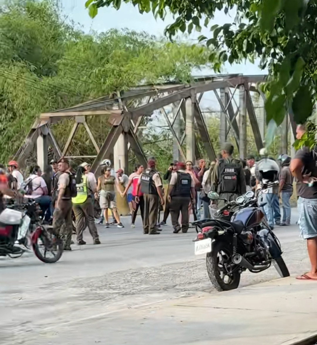 Diario Frontera, Frontera Digital,  El Vigía Panamericana, ,Pérdidas millonarias: habitantes del eje Panamericano toman puente sobre el río Torondoy por crisis eléctrica