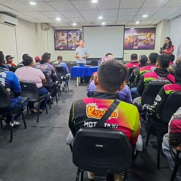 Frontera Digital, Diario Frontera, Alcalde Lisandro Segura coordina reubicación de líneas de mototaxis en la calle 3