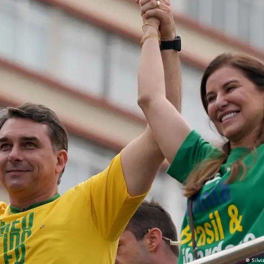 Frontera Digital,  Internacionales,  Flávio Bolsonaro sigue acortando distancia a Lula en sondeos